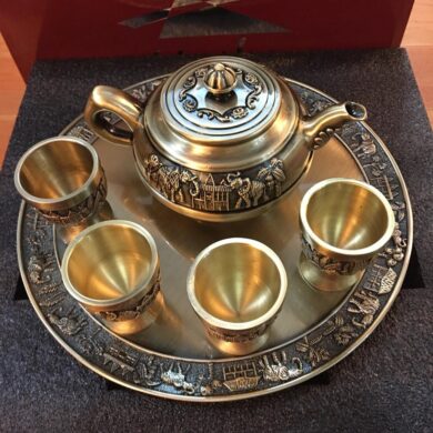 Tách trà và khay đựng