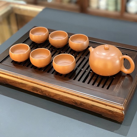 Bộ Ấm Chén pha trà bằng gỗ Gụ