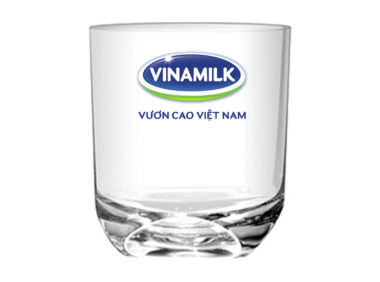 Ly thủy tinh in logo
