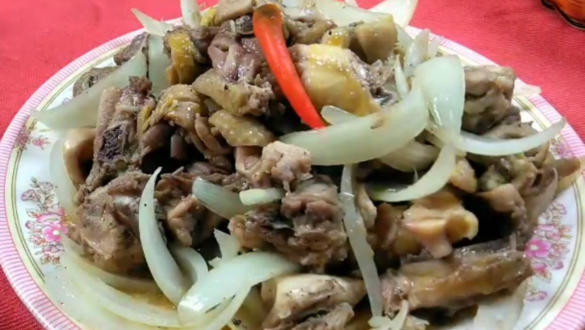 Giới thiệu về cách làm chân gà xào hành tây