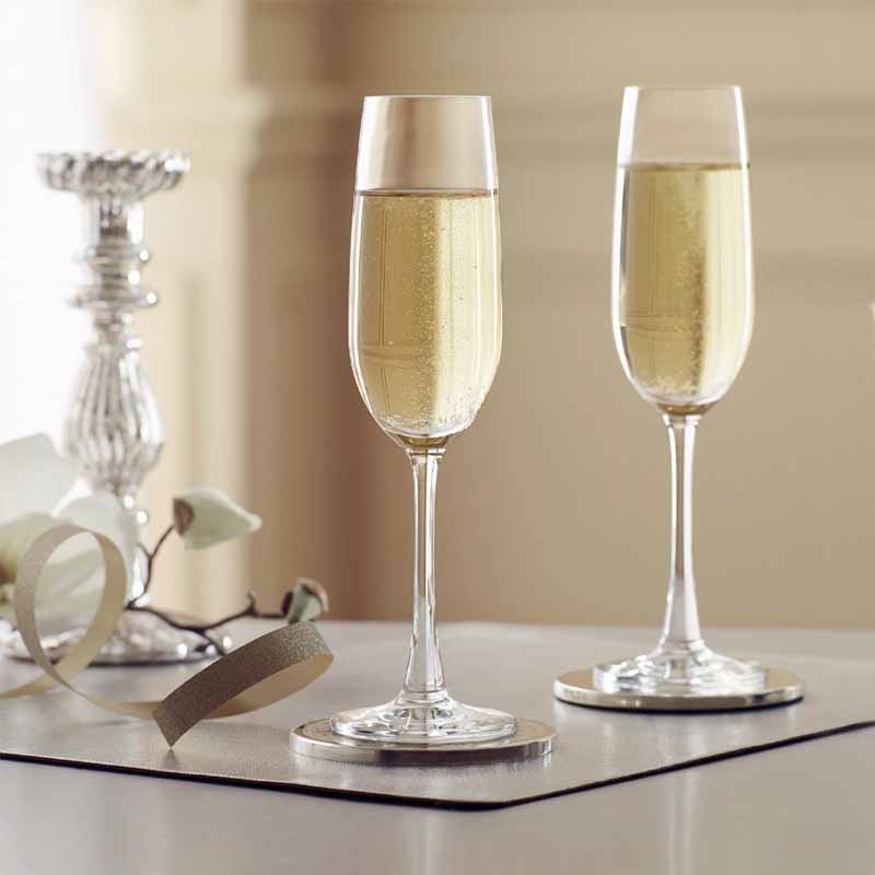 Tại sao nên sử dụng Ly thủy tinh Champagne Mekoong