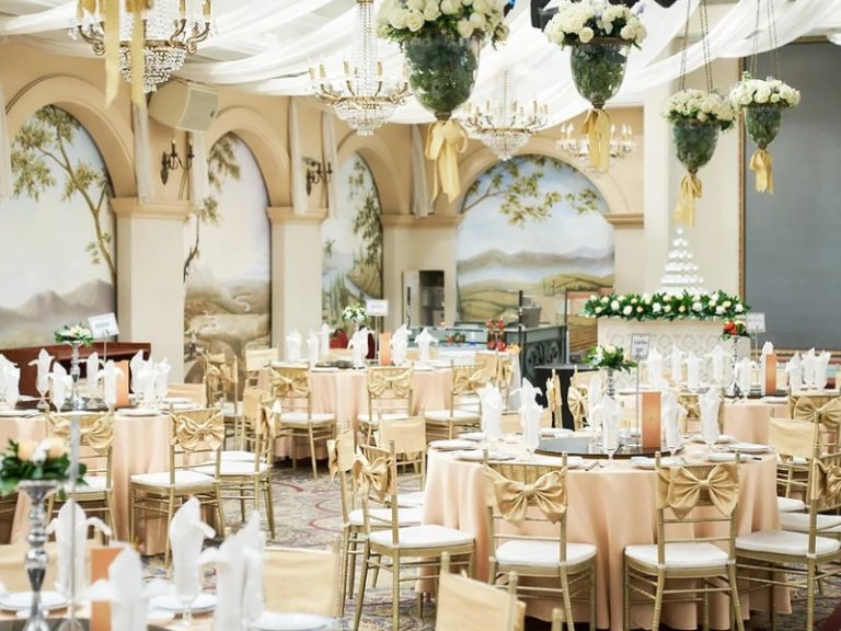 Nhà hàng tiệc cưới gần đây