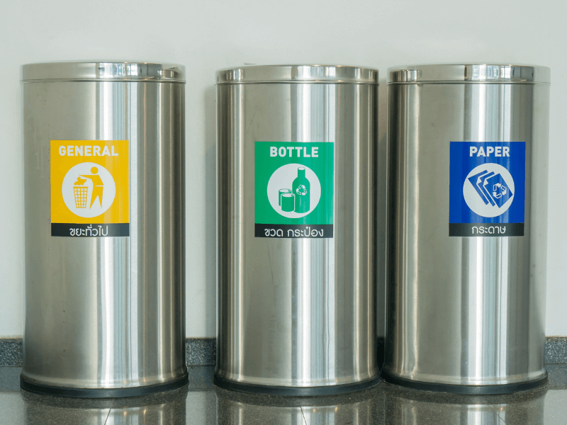 Thung Rac Nha Hang dungcunhahang 800 x 600 px 16 Chọn thùng rác nhà hàng phù hợp: Các yếu tố cần lưu ý