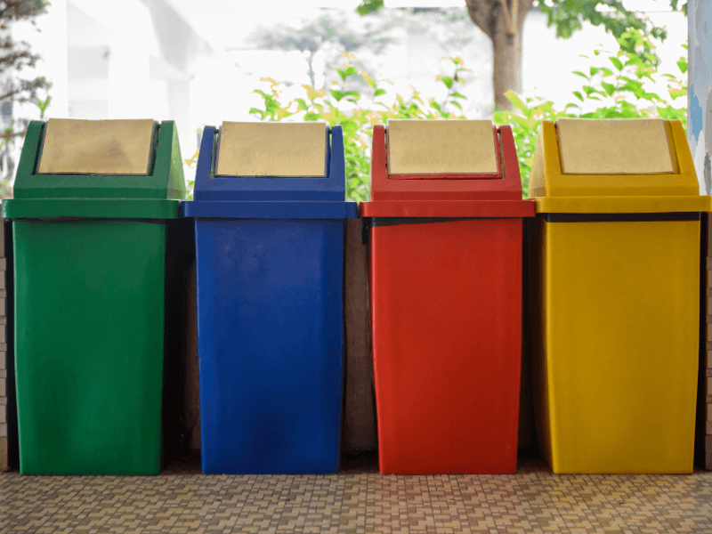 Thung Rac Nha Hang dungcunhahang 800 x 600 px 17 Vệ sinh và bảo trì thùng rác nhà hàng đúng cách