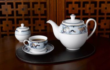 Bộ Ấm Trà Minh Long 1.1 L Camelia Tứ Linh chính hãng