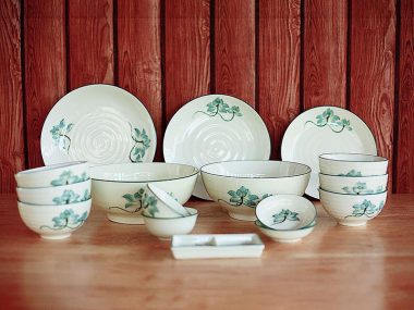 Bộ Bát Đĩa Sứ Sen Xanh Cao Cấp 16 Sản Phẩm phong cách