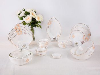 Bộ Đồ Ăn Thủy Tinh Opal 18 Sản Phẩm Họa Tiết Hoa