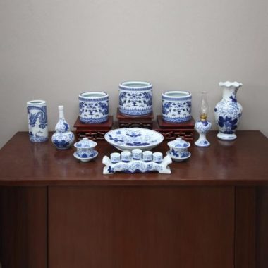 Bộ Đồ Thờ Men Lam 11 Chi Tiết – Bàn Thờ 1.27m