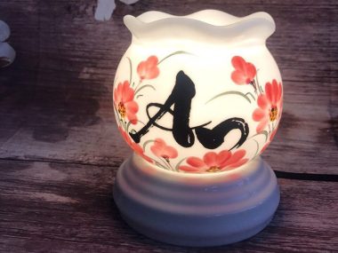Đèn Xông Tinh Dầu Size Lớn Miệng Lượn - Thư Pháp Chữ An sang trọng