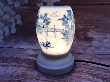 Đèn Xông Tinh Dầu Bát Tràng Dáng Xoài- Phong Cảnh S2 sang trọng