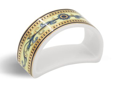 Giắt khăn - Hoàng Liên