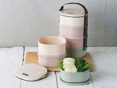 Bộ hộp cơm 3 tầng Lock&Lock bằng nhựa size S - HPL770