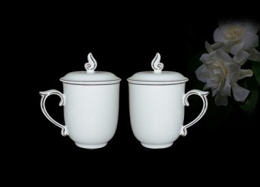 Ca trà sứ Minh Long 0.3 L Mẫu Đơn IFP Chỉ Bạch Kim cao cấp