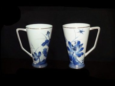 Ca Trà sứ Minh Long 0.5 L Tulip Ngà Sen Vàng dễ thương