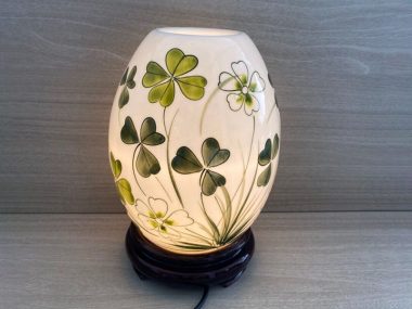 Đèn Xông Tinh Dầu Bát Tràng Dáng Trứng Hoa May Mắn cao cấp