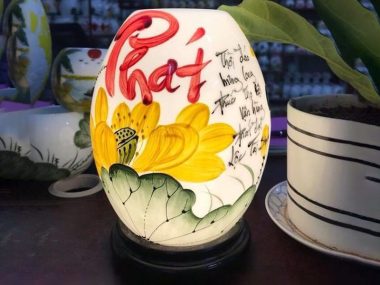 Đèn Xông Tinh Dầu Size Lớn Dáng Trứng- Chữ Phát giá tốt