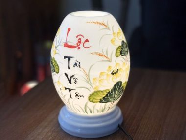 Đèn Xông Tinh Dầu Bát Tràng Thư Pháp Lộc Tài Vô Tận cao cấp