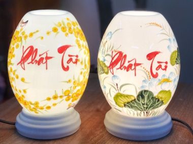 Đèn Xông Tinh Dầu Bát Tràng Thư Pháp Phát Tài Phát Lộc giá rẻ
