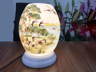 Đèn Xông Tinh Dầu Bát Tràng Dáng Trứng Tùng Hạc giá rẻ