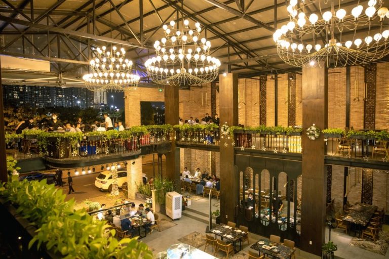 Sông - Seafood & Grill