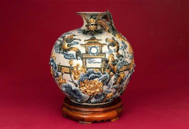 Bình Hoa Tài Lộc Đắp Nổi Men Rạn Bát Tràng Cá Chép