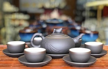 Bộ ấm tử sa bát tràng Trúc Đào Đen