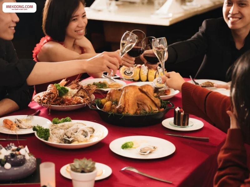 Dụng cụ nhà hàng Phường Xóm Chiếu TPHCM hợp với loại hình kinh doanh nào