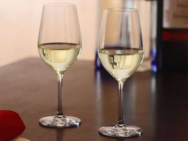 Ly Thủy Tinh Tokyo Chardonnay 365ml - Ly uống rượu vang