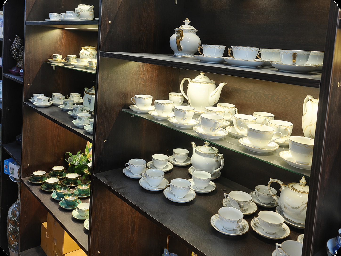 Showroom Sub 2