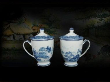 Ca trà sứ Minh Long + Nắp 0.3 L Hồn Việt dễ thương